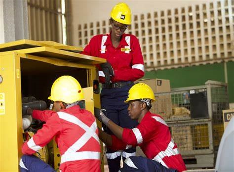 image_annonce La Manutention Afrique Côte D’Ivoire recherche de toute urgence des 𝗠𝗔𝗚𝗔𝗦𝗜𝗡𝗜𝗘𝗥𝗦